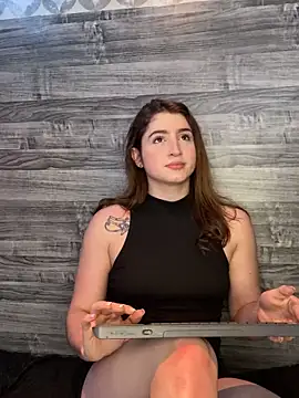 kamel-ayesha online show from March 10, 3:52 pm