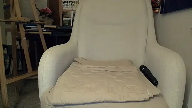 naughtyonbicycle online show from February 23, 2:42 am