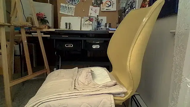 Snapshot of naughtyonbicycle chatting on June 14, 2:30 pm naughtyonbicycle online show from June 14, 2:30 pm