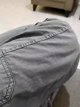 Snapshot of William390 chatting on December 2, 8:41 am William390 online show from December 2, 8:41 am