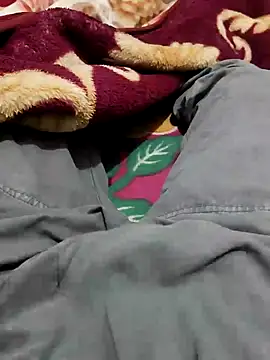 Snapshot of William390 chatting on January 16, 5:23 pm William390 online show from January 16, 5:23 pm