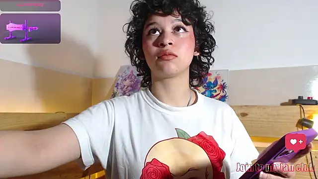 Bitsy Messy online show from February 1, 7:34 pm