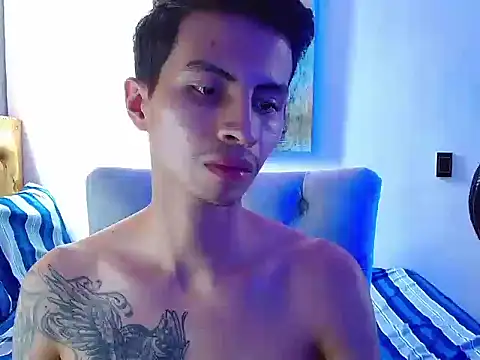 Velk hot online show from April 1, 2:47 pm