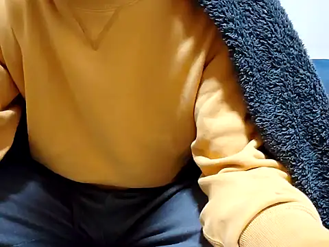 creamlive97 online show from December 31, 3:09 pm