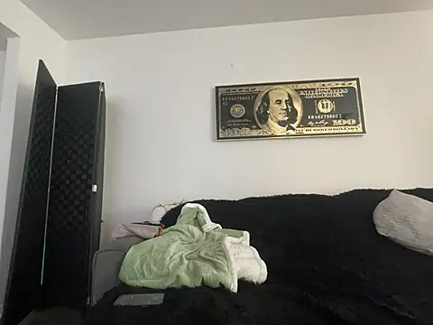 Snapshot of GoddessNih chatting on March 4, 8:16 pm GoddessNih online show from March 4, 8:16 pm