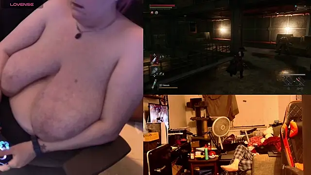 LadyLunakiri online show from January 18, 7:17 am