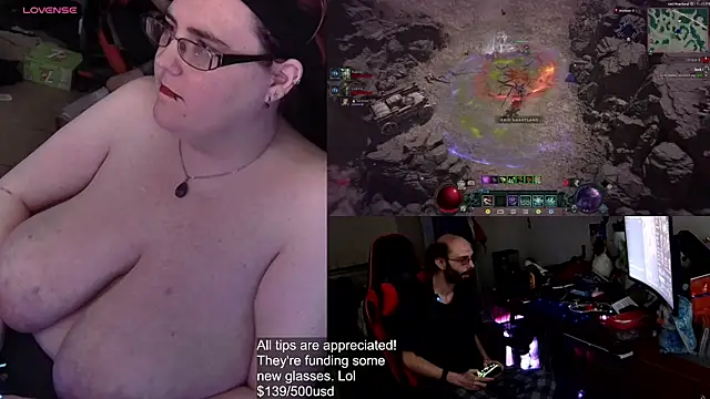 LadyLunakiri online show from March 11, 3:48 am