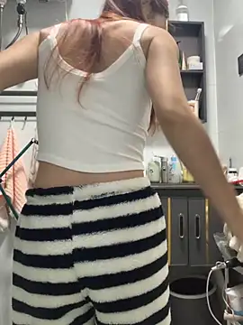 Aimeil online show from November 11, 3:12 pm