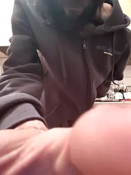 Snapshot of vulpe8400 chatting on November 23, 10:31 pm vulpe8400 online show from November 23, 10:31 pm