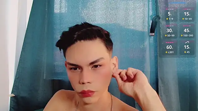 Snapshot of femboykeene chatting on March 27, 10:09 pm femboykeene online show from March 27, 10:09 pm