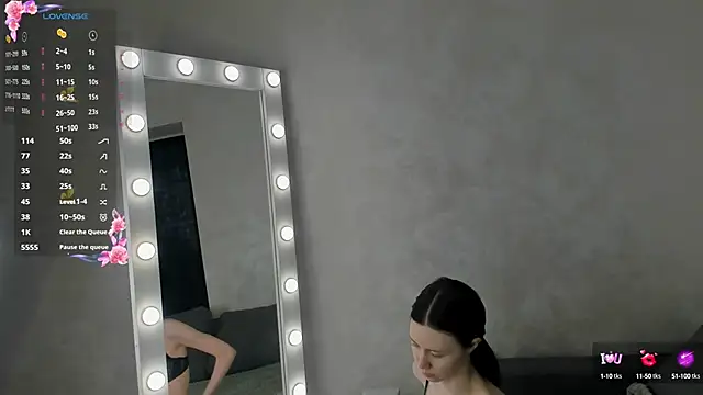 emilia walton online show from March 11, 1:12 pm