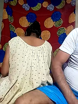 heena222 online show from January 3, 4:37 pm