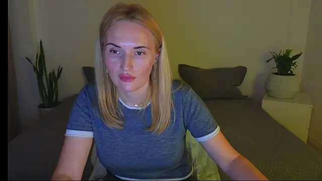Snapshot of AlisssaRose chatting on March 15, 7:59 pm AlisssaRose online show from March 15, 7:59 pm
