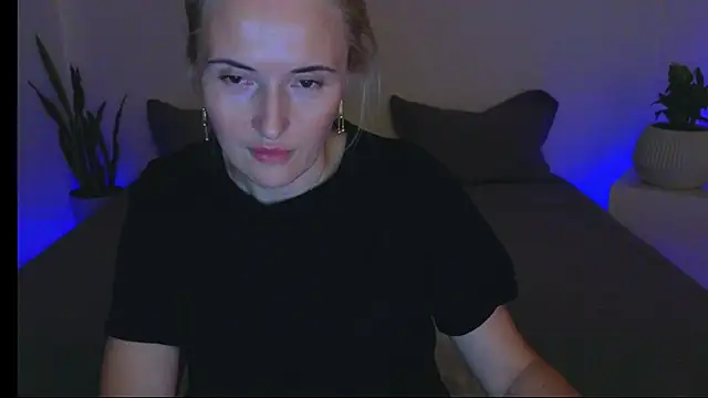Snapshot of AlisssaRose chatting on March 20, 11:23 pm AlisssaRose online show from March 20, 11:23 pm