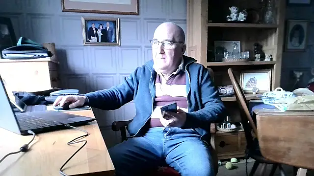 Adamdaddybear online show from February 1, 12:16 pm