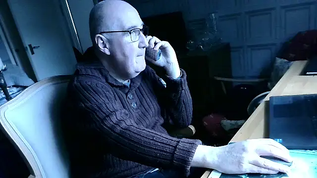 Adamdaddybear online show from February 8, 12:06 pm