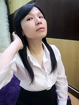 enjoysung online show from March 21, 2:39 am