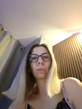 SukyGirl online show from December 12, 4:26 am