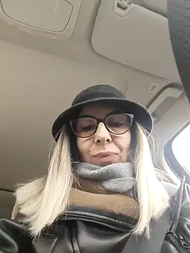 SukyGirl online show from December 21, 7:13 am
