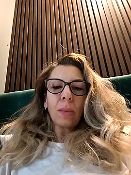 SukyGirl online show from February 1, 7:18 am