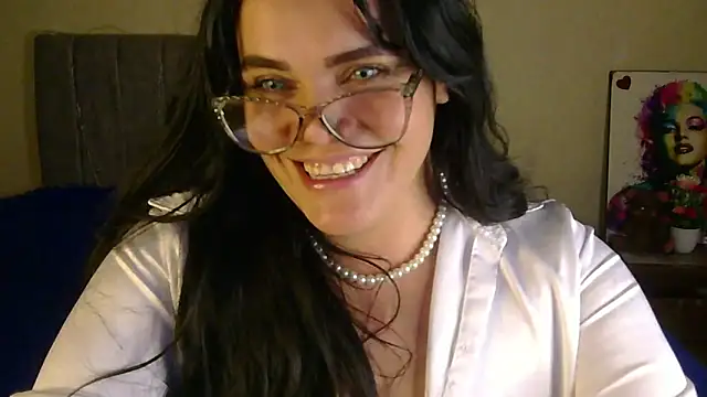 Snapshot of blue_angel33 chatting on October 15, 2:01 am blue angel33 online show from October 15, 2:01 am