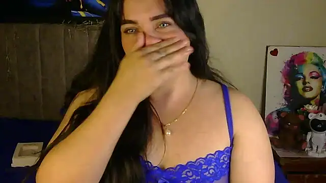 Snapshot of blue_angel33 chatting on October 22, 1:17 am blue angel33 online show from October 22, 1:17 am