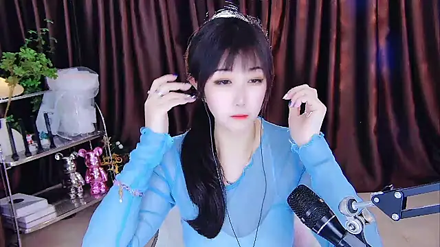 xiaoya666--baby online show from February 19, 2:01 am