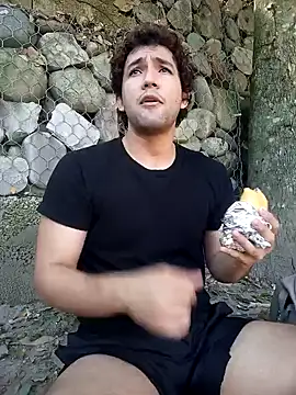 FreyrStyle online show from December 11, 2:11 pm