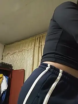 Sara Brownx online show from June 26, 2:05 am
