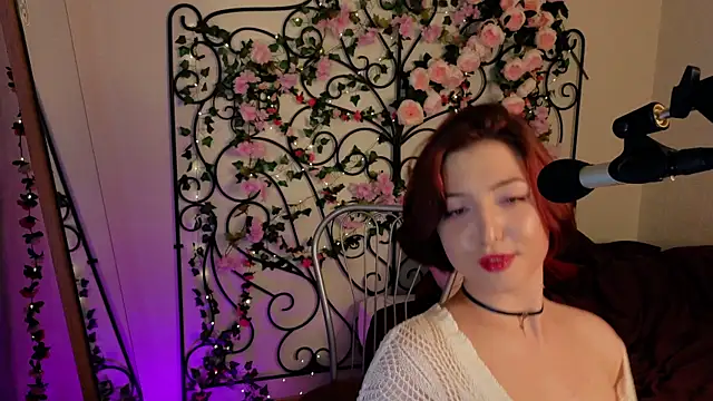 Snapshot of LisaVamp chatting on September 15, 11:16 pm LisaVamp online show from September 15, 11:16 pm