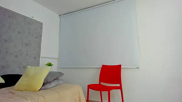 Latrellx7 online show from February 27, 2:43 pm