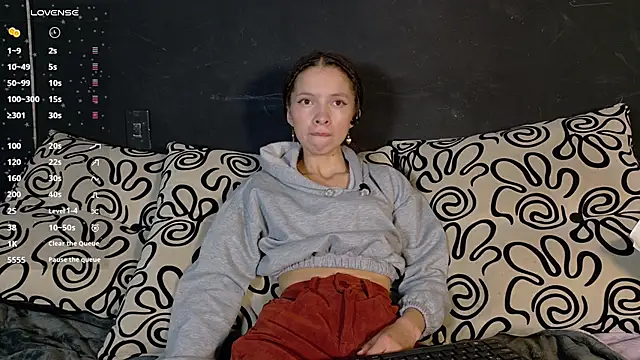 sweetdam12 online show from October 17, 7:49 pm