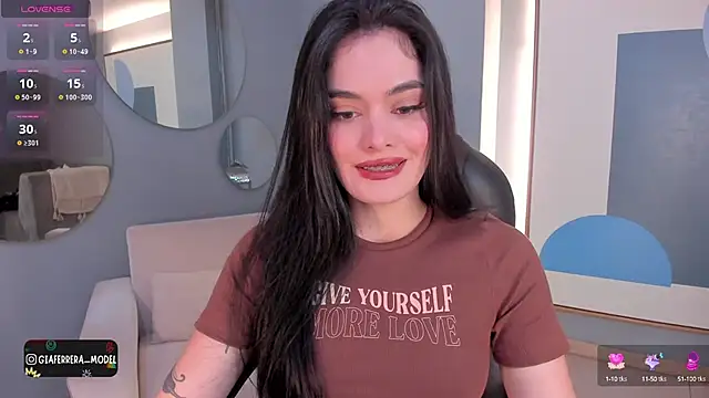 GiaFerrara online show from December 1, 5:13 pm