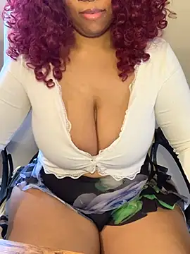 Snapshot of Amber_xo chatting on December 13, 6:16 pm Amber xo online show from December 13, 6:16 pm