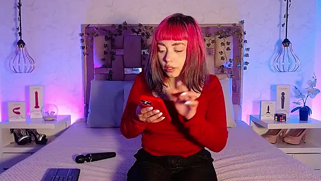 GigiVolkova online show from October 13, 8:42 pm