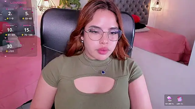 martina monrohe online show from February 11, 10:50 pm