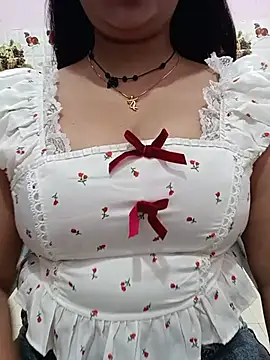 cute-mahek online show from June 1, 9:44 am