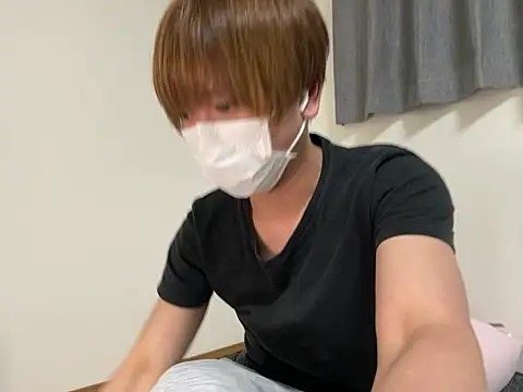 onimakura online show from March 15, 1:28 pm