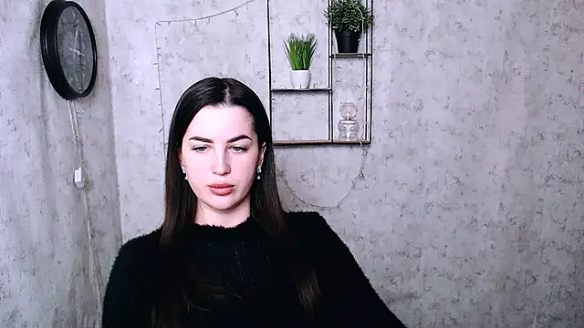 DivaKaily  online show from December 4, 3:26 am