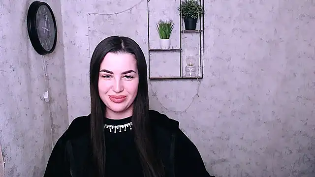 DivaKaily  online show from December 7, 10:12 am