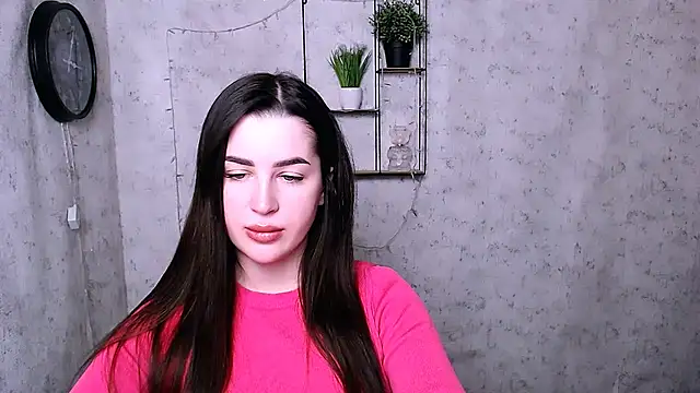DivaKaily  online show from December 14, 5:07 am