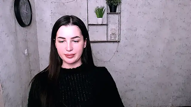 DivaKaily  online show from December 15, 8:41 am