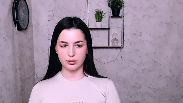 DivaKaily  online show from January 17, 8:24 am