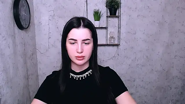 DivaKaily  online show from February 1, 6:10 am