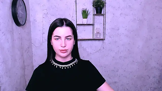 DivaKaily  online show from February 1, 9:11 am