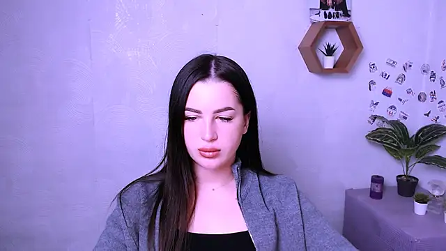 DivaKaily  online show from October 1, 4:29 am
