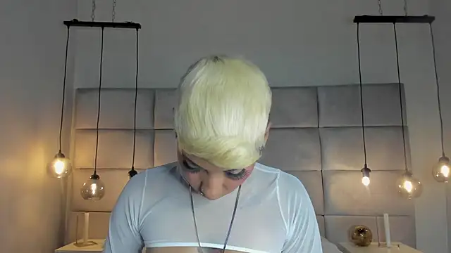 Snapshot of MiaMorgan_ chatting on January 28, 11:38 am MiaMorgan online show from January 28, 11:38 am