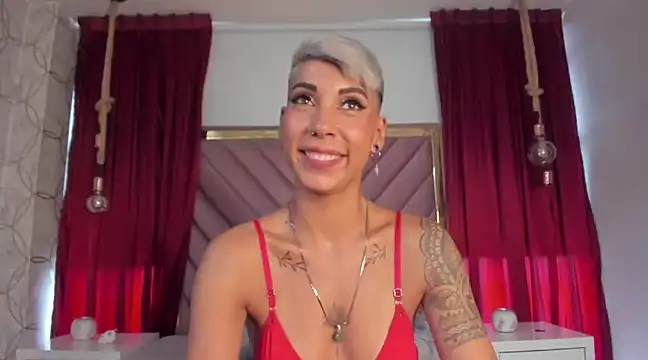 Snapshot of MiaMorgan_ chatting on February 16, 5:15 pm MiaMorgan online show from February 16, 5:15 pm