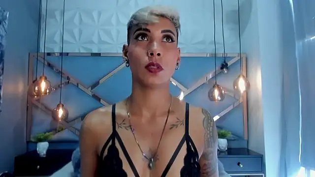 Snapshot of MiaMorgan_ chatting on March 3, 7:49 pm MiaMorgan online show from March 3, 7:49 pm