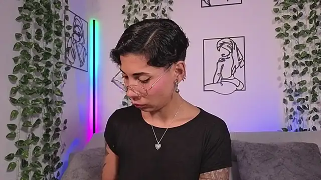 MiaMorgan  online show from June 26, 12:42 pm